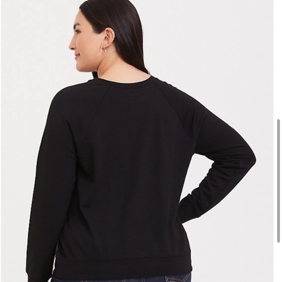 Torrid Black and Pink Floral Sweater with Cozy Knit Fabric size 0X - Picture 3 of 8